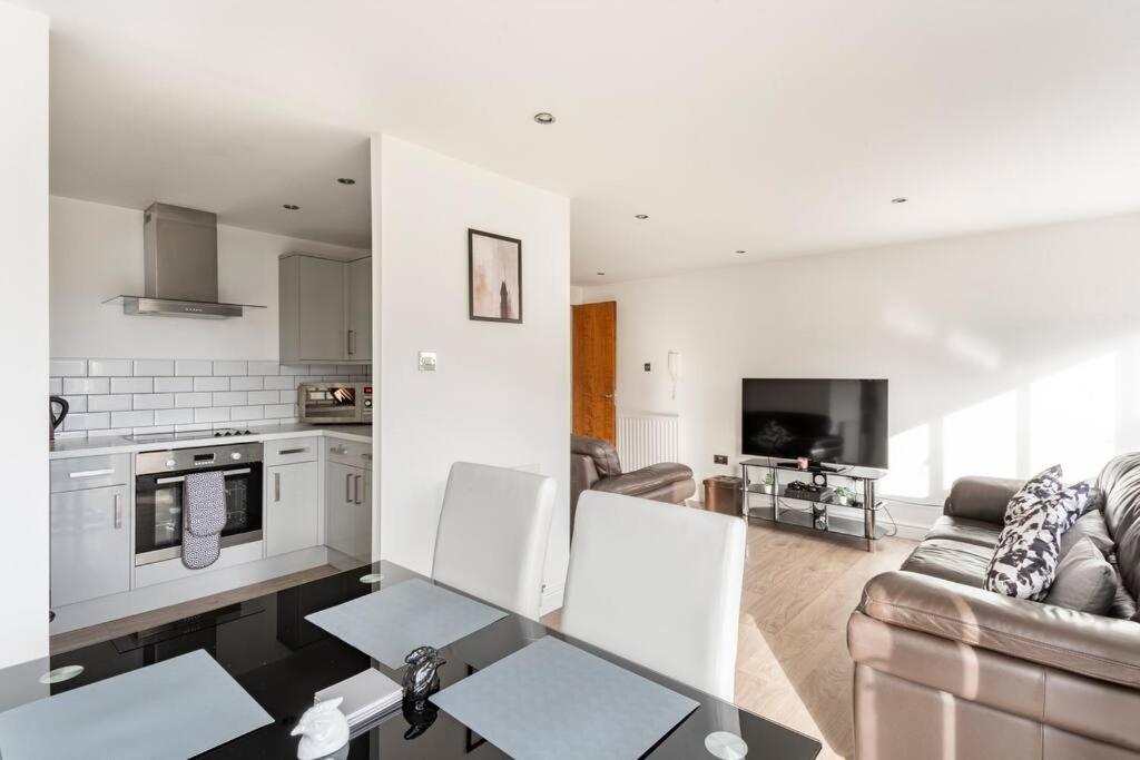 Ferienwohnung Stunning Flat By Quayside With Balcony!! Newcastle upon Tyne Exterior foto